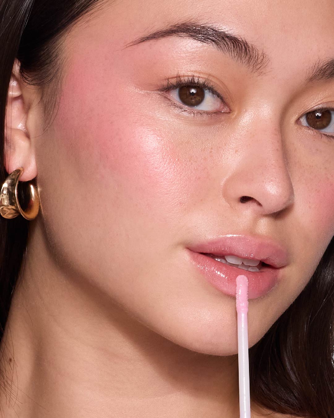 c est moi beauty reflect lip gloss Gentle Non Toxic CI 77891 (Titanium Dioxide) LipLights Shine Gloss MCoBeauty